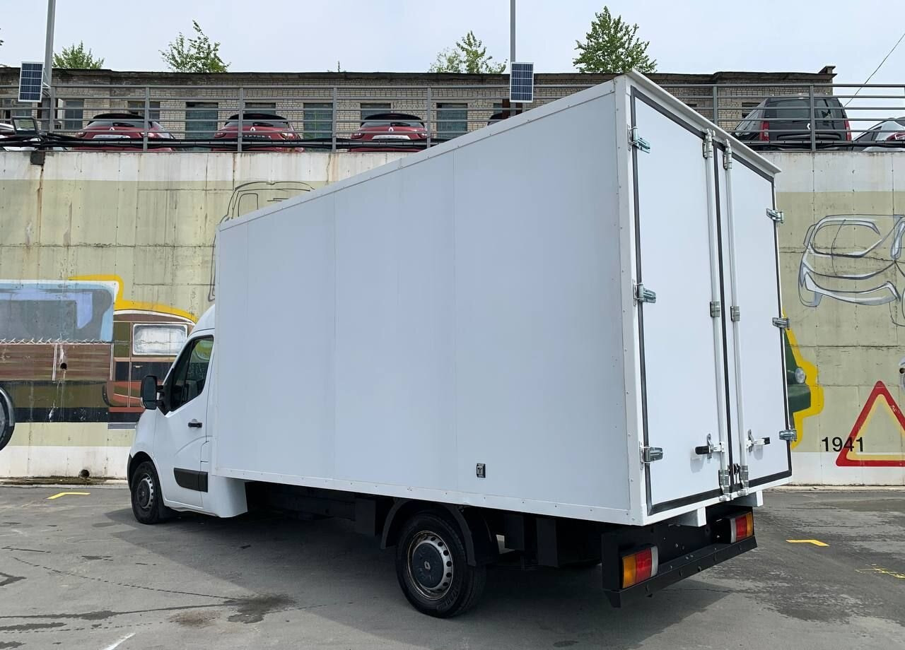 Фургон с закрытым кузовом Renault Master промтоварный, 2019: фото 10