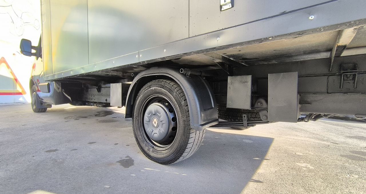 Фургон с закрытым кузовом Renault Master промтоварный, 2020: фото 19 Фургон с закрытым кузовом Renault Master промтоварный, 2020: фото 19
