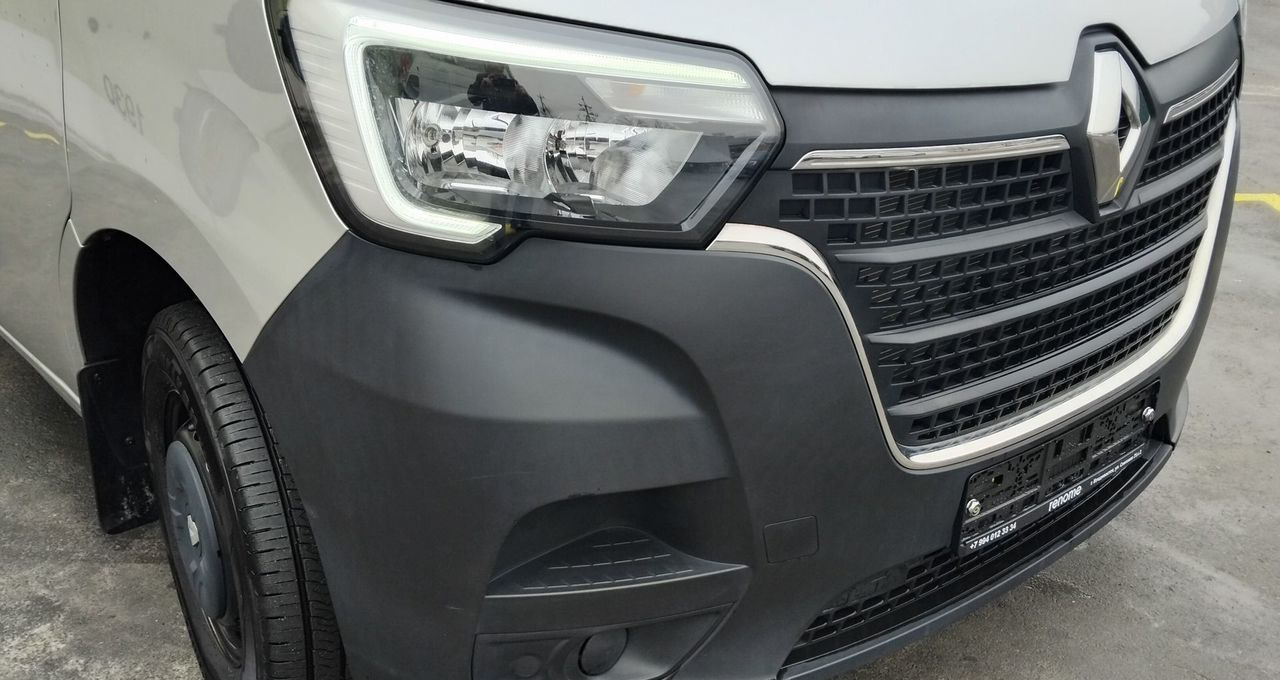 Фургон с закрытым кузовом Renault Master промтоварный, 2020: фото 32