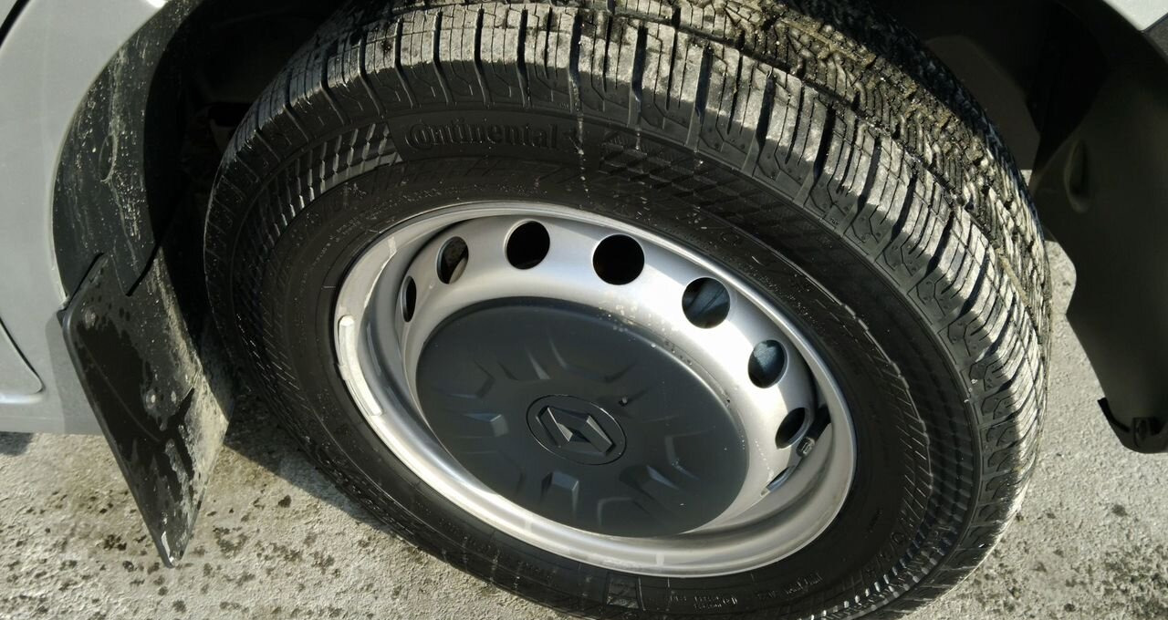 Новый Фургон с закрытым кузовом Renault Master промтоварный, 2024: фото 21