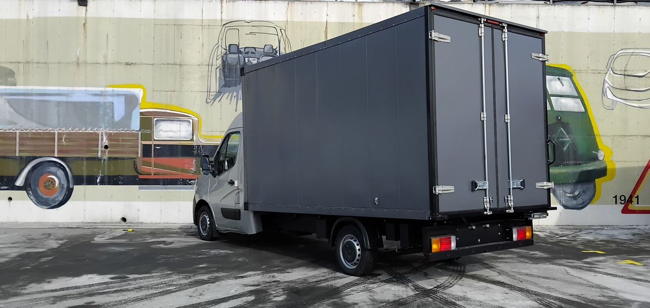 Новый Фургон с закрытым кузовом Renault Master промтоварный, 2024: фото 9