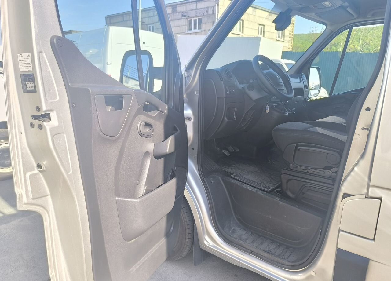 Тентованный фургон Renault Master тентованный, 2019: фото 12 Тентованный фургон Renault Master тентованный, 2019: фото 12