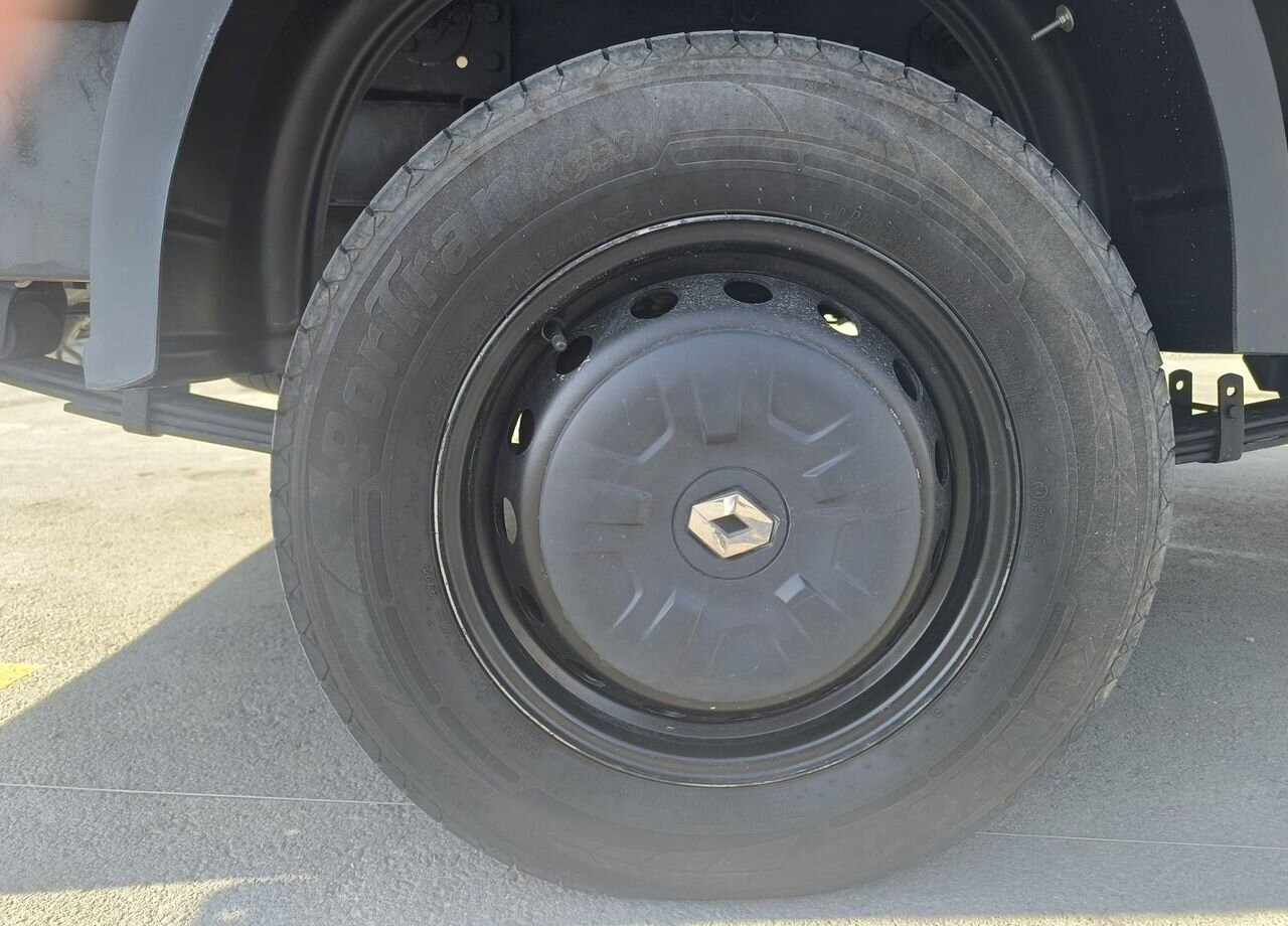 Тентованный фургон Renault Master тентованный, 2019: фото 29 Тентованный фургон Renault Master тентованный, 2019: фото 29