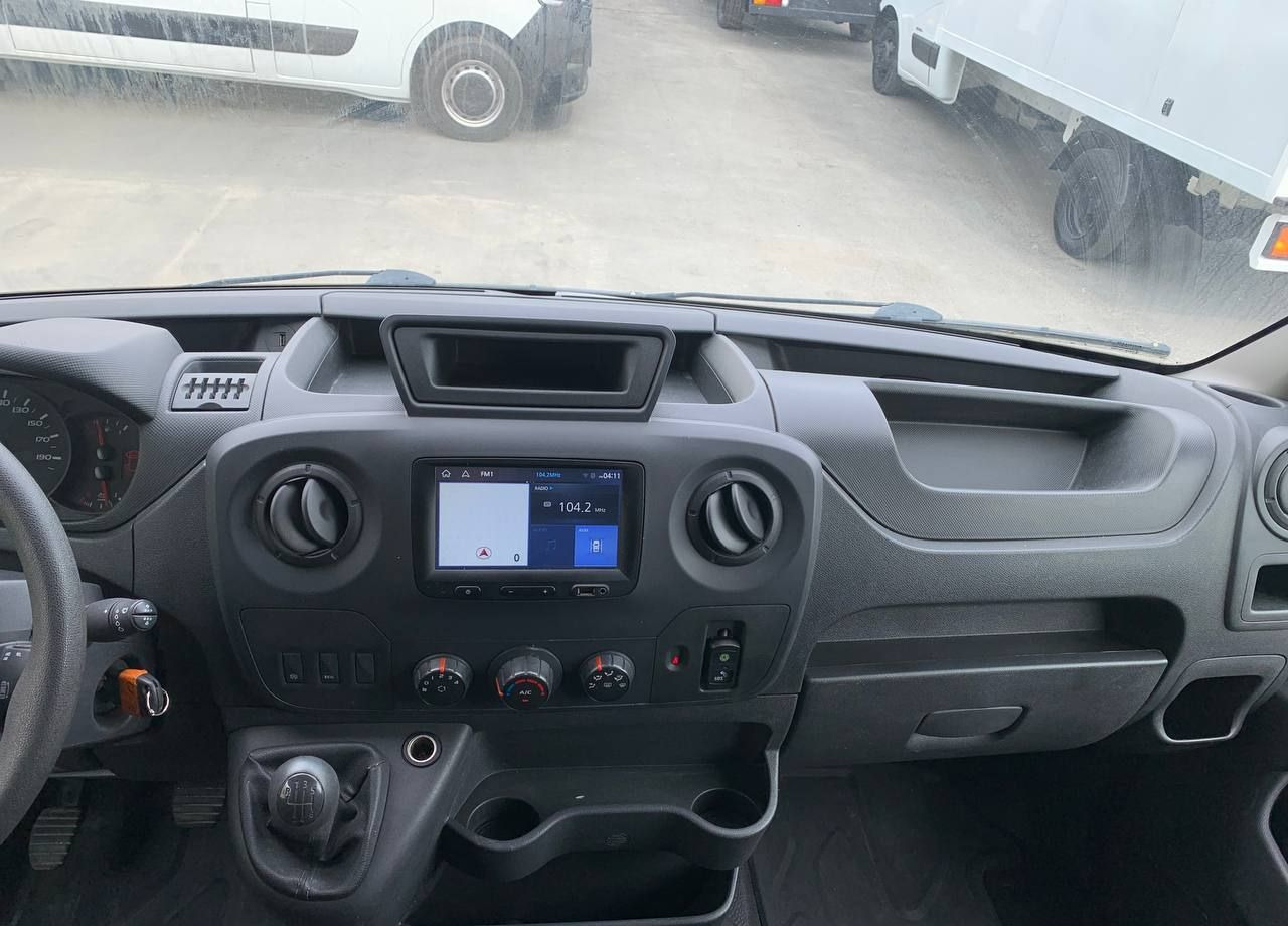 Тентованный фургон Renault Master тентованный, 2019: фото 14 Тентованный фургон Renault Master тентованный, 2019: фото 14