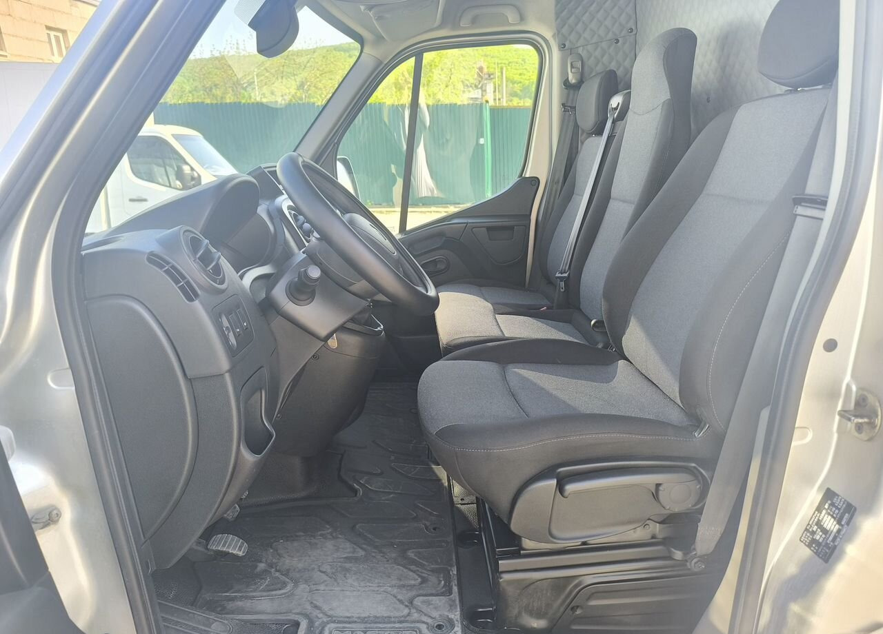 Тентованный фургон Renault Master тентованный, 2019: фото 13 Тентованный фургон Renault Master тентованный, 2019: фото 13