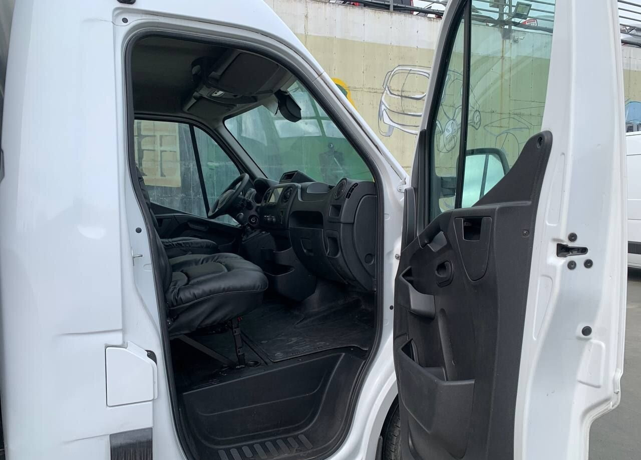 Тентованный фургон Renault Master тентованный, 2019: фото 19 Тентованный фургон Renault Master тентованный, 2019: фото 19