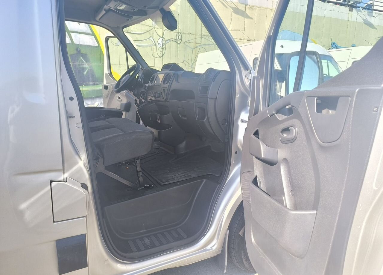 Тентованный фургон Renault Master тентованный, 2019: фото 19 Тентованный фургон Renault Master тентованный, 2019: фото 19