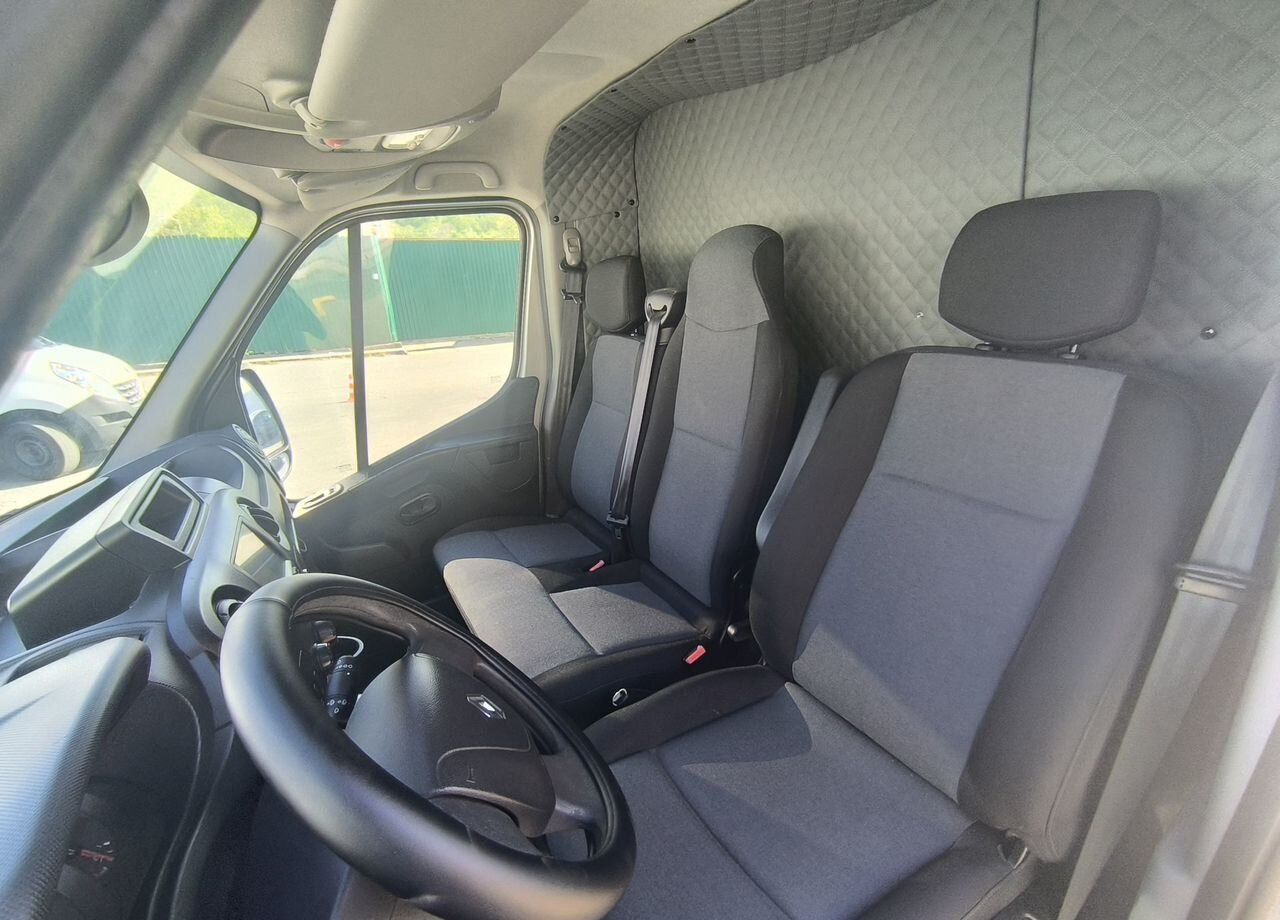 Тентованный фургон Renault Master тентованный, 2019: фото 14 Тентованный фургон Renault Master тентованный, 2019: фото 14