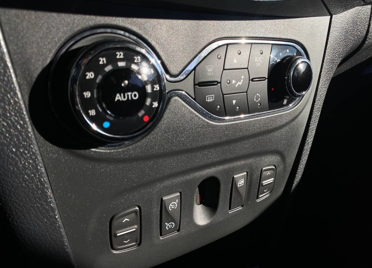 Легковой автомобиль Renault Sandero Stepway 1.6 CVT, 2022Новый: фото 14 Легковой автомобиль Renault Sandero Stepway 1.6 CVT, 2022Новый: фото 14