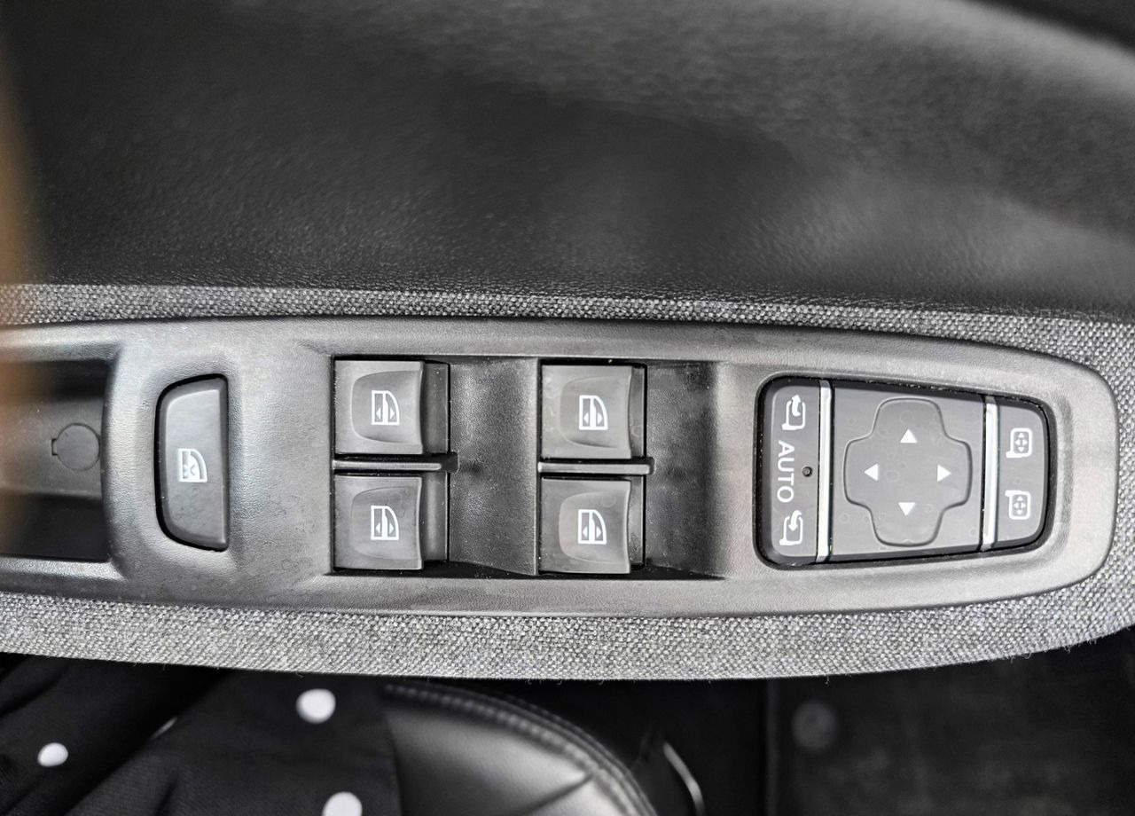 Легковой автомобиль Renault ZOE AT, 2020, 120 000 км: фото 29 Легковой автомобиль Renault ZOE AT, 2020, 120 000 км: фото 29