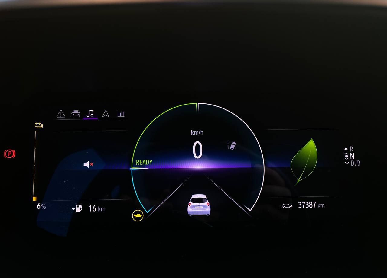 Легковой автомобиль Renault ZOE AT, 2020, 37 000 км: фото 12