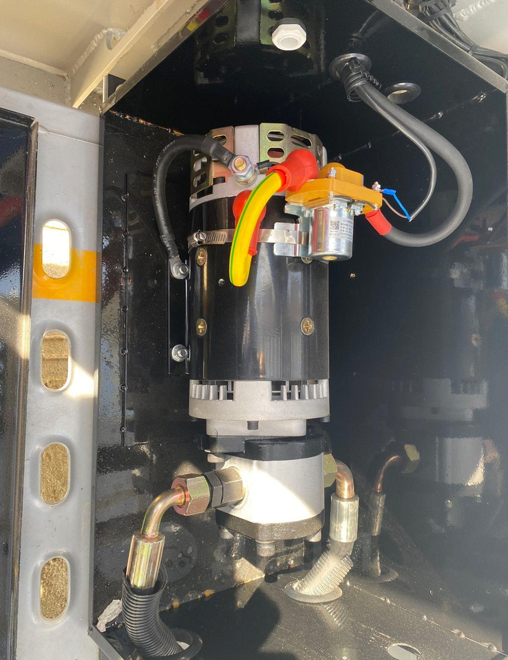 Новый Полуприцеп-автовоз Amur LYR-9600JS: фото 9 Новый Полуприцеп-автовоз Amur LYR-9600JS: фото 9