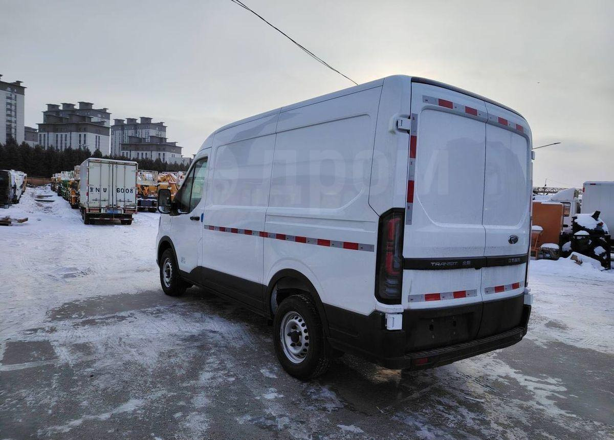Ford Transit - Цельнометаллический фургон: фото 2 Ford Transit - Цельнометаллический фургон: фото 2