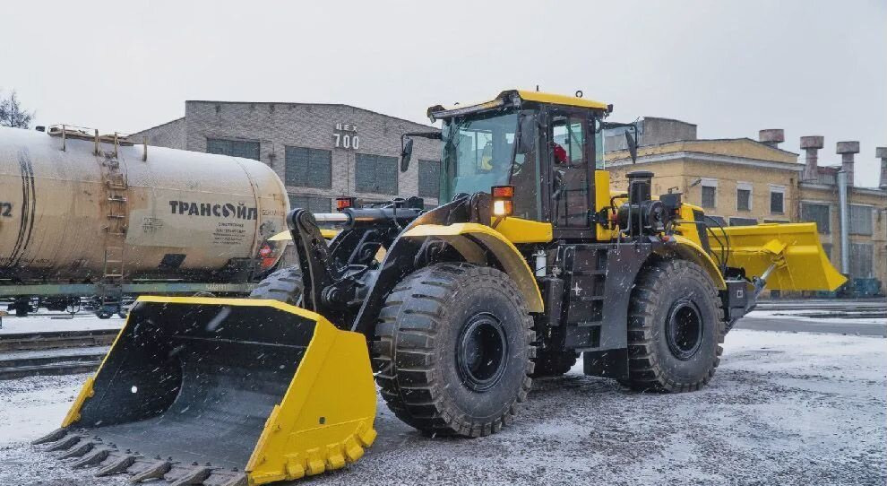 Фронтальный погрузчик Кировец К-708УДМ, 2024 - Колёсный погрузчик: фото 1 Фронтальный погрузчик Кировец К-708УДМ, 2024 - Колёсный погрузчик: фото 1