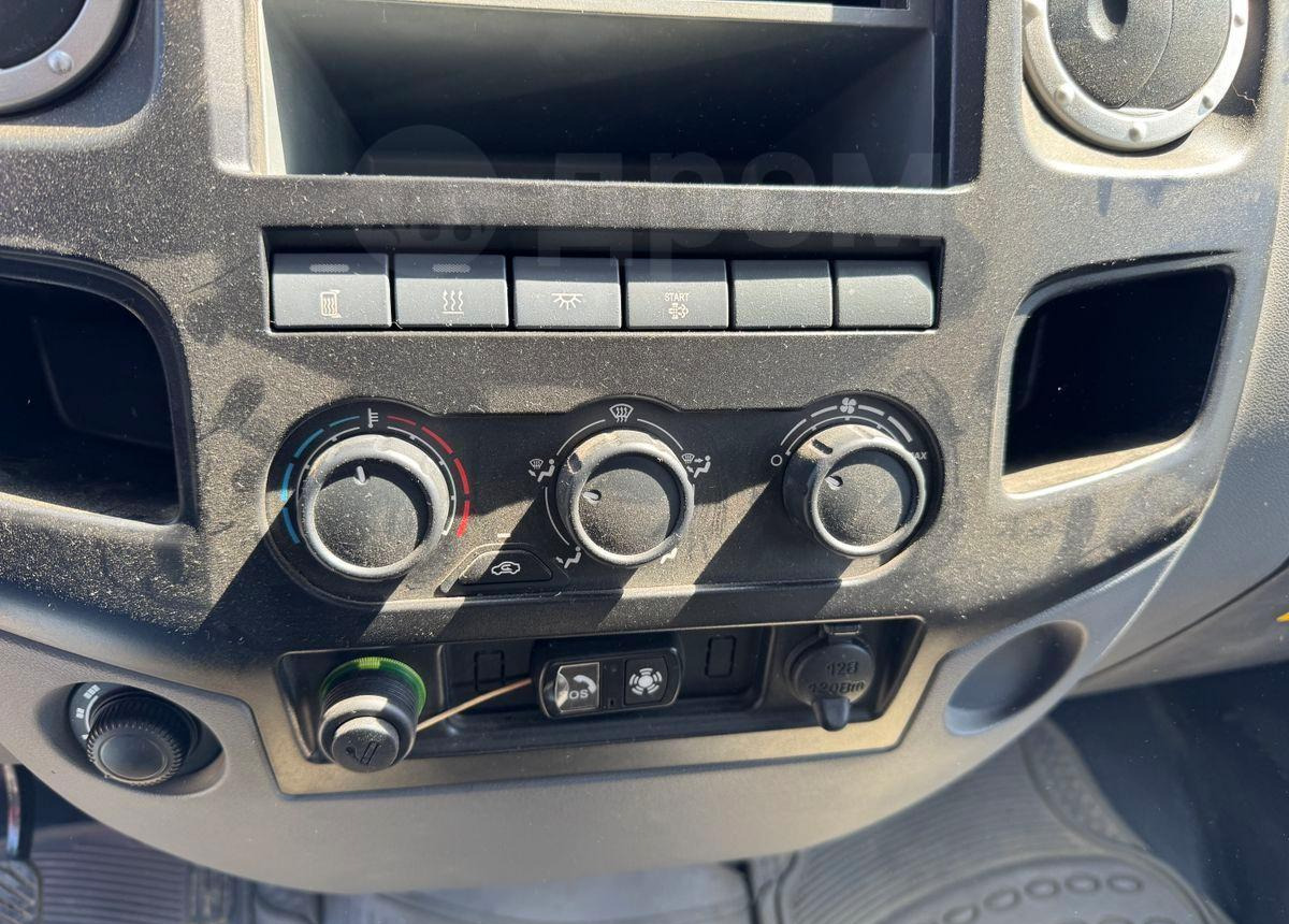 Микроавтобус, Пассажирский фургон ГАЗ 22177: фото 9