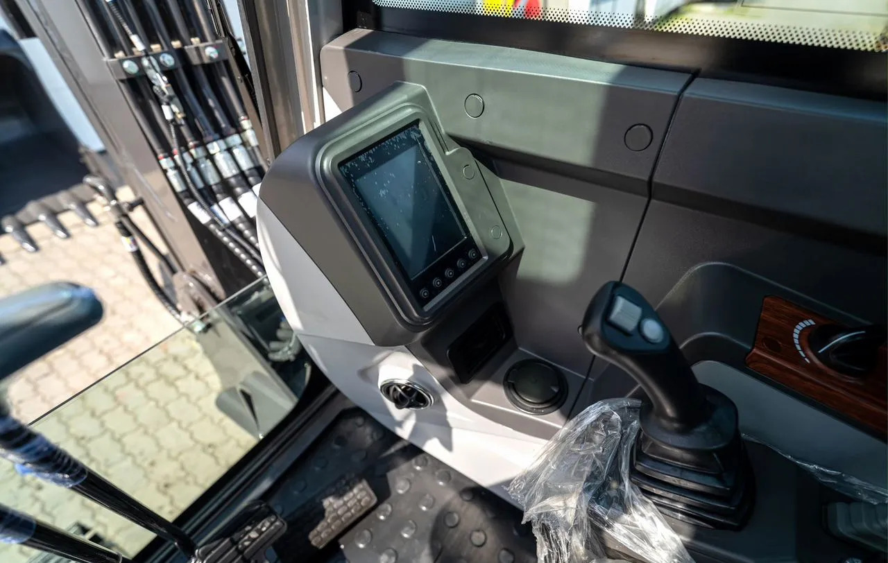 Новый Гусеничный экскаватор Гусеничный экскаватор Zoomlion ZE60G, 2025: фото 11