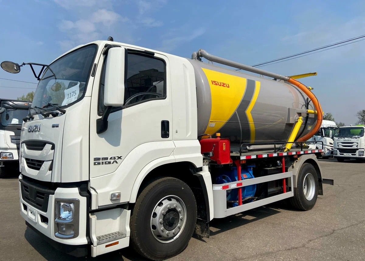 Новый Ассенизатор Илосос isuzu 4X2 дв 151KW бочка 10М3 насос 360М 3: фото 9
