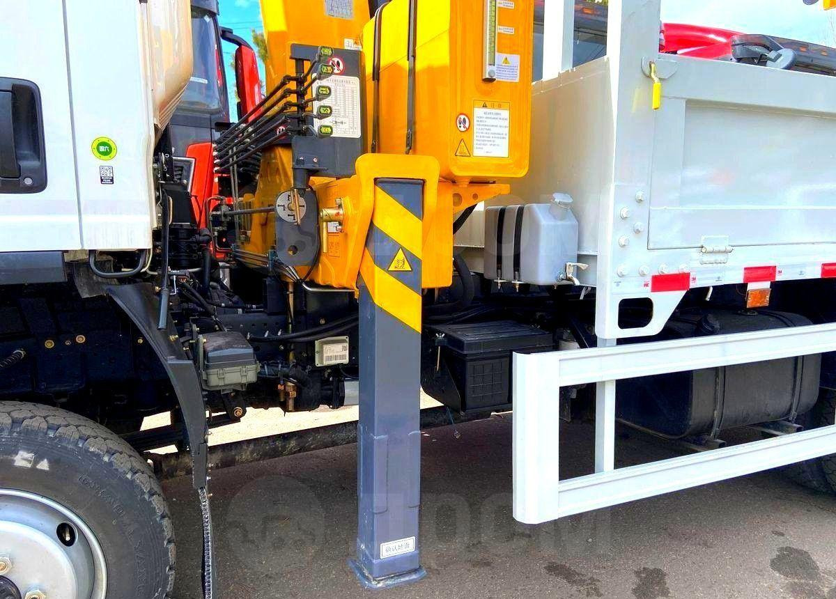 Новый Автоманипулятор Isuzu Elf: фото 13 Новый Автоманипулятор Isuzu Elf: фото 13