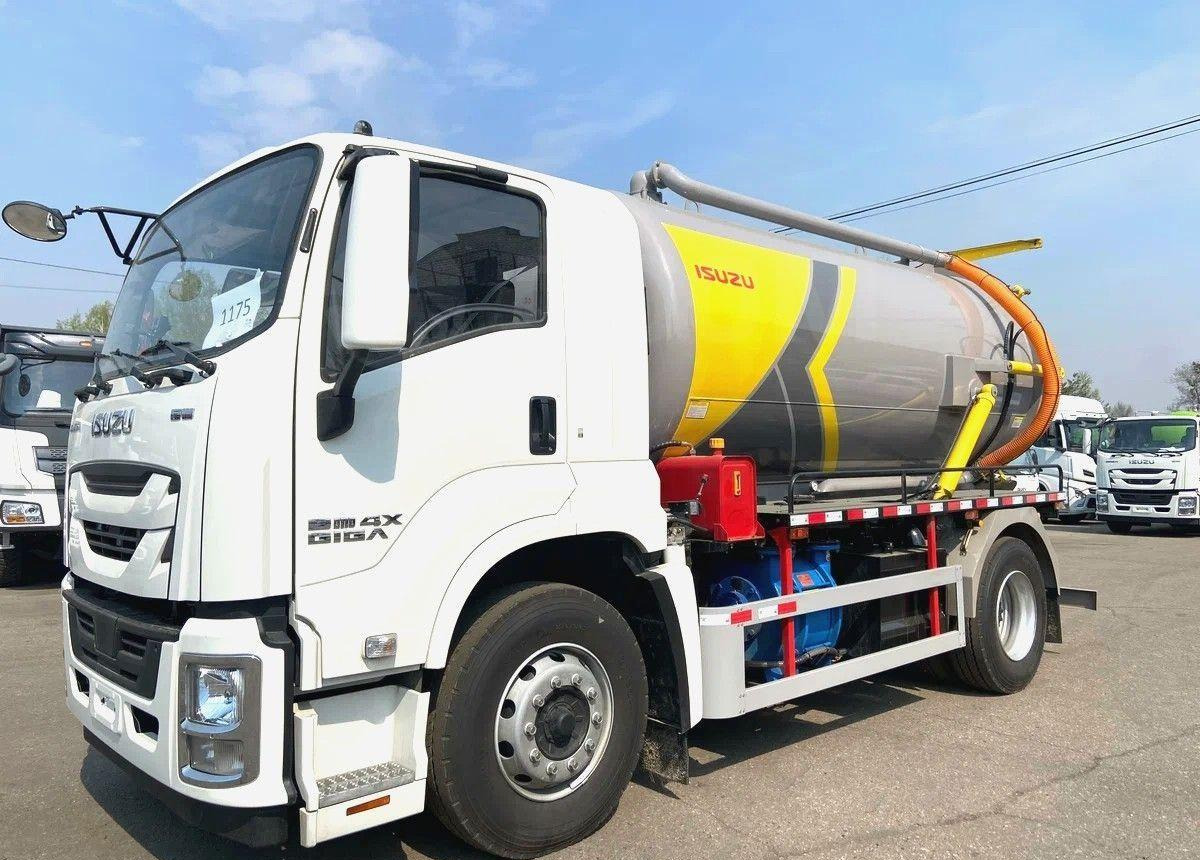 Isuzu Giga - Ассенизатор: фото 1 Isuzu Giga - Ассенизатор: фото 1
