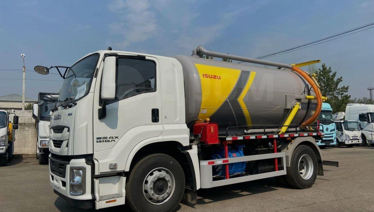 Isuzu Giga - Ассенизатор: фото 2 Isuzu Giga - Ассенизатор: фото 2