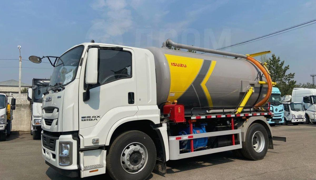 Isuzu Giga - Ассенизатор: фото 3 Isuzu Giga - Ассенизатор: фото 3
