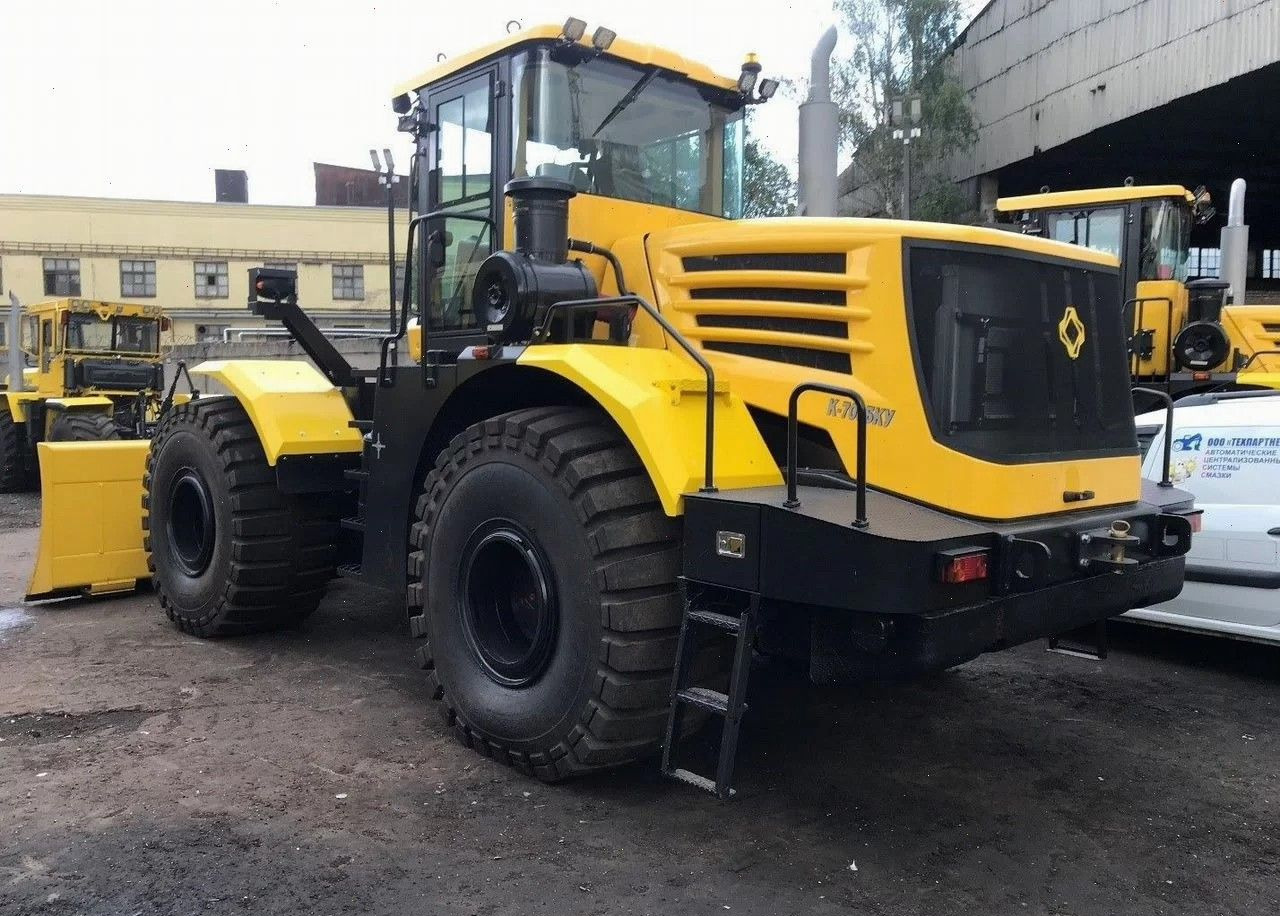 Колёсный бульдозер Кировец К-702МБА-01-БКУ, 2024 - Бульдозер: фото 1 Колёсный бульдозер Кировец К-702МБА-01-БКУ, 2024 - Бульдозер: фото 1