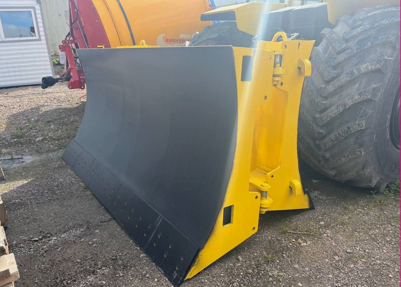 Колёсный бульдозер Кировец К-702МБА-01-БКУ, 2024 - Бульдозер: фото 2 Колёсный бульдозер Кировец К-702МБА-01-БКУ, 2024 - Бульдозер: фото 2