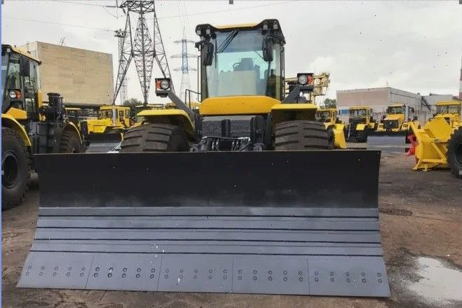 Колёсный бульдозер Кировец К-702МБА-01-БКУ, 2024 - Бульдозер: фото 4 Колёсный бульдозер Кировец К-702МБА-01-БКУ, 2024 - Бульдозер: фото 4