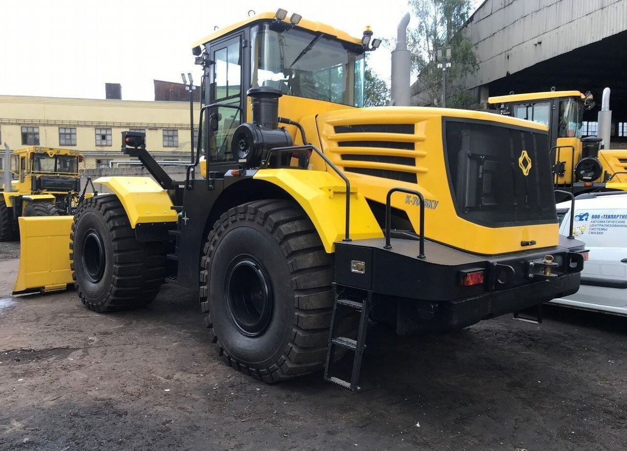 Колёсный бульдозер Кировец К-703, 2023 - Бульдозер: фото 3 Колёсный бульдозер Кировец К-703, 2023 - Бульдозер: фото 3