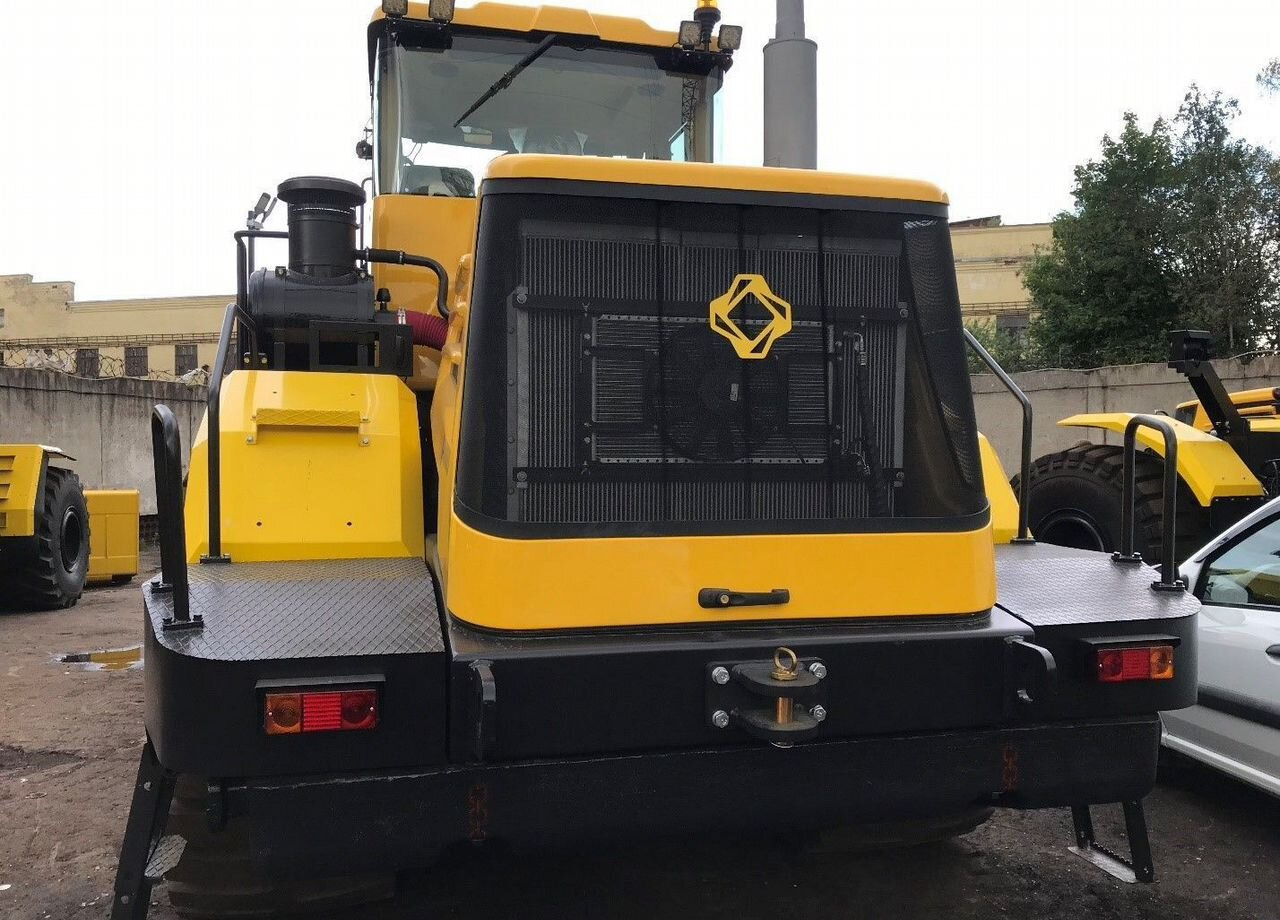 Бульдозер Колёсный бульдозер Кировец К-703, 2023: фото 6 Бульдозер Колёсный бульдозер Кировец К-703, 2023: фото 6