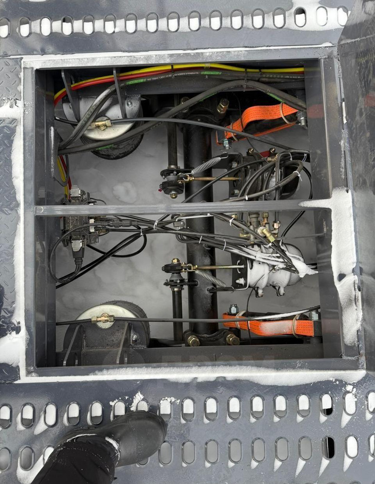 Новый Полуприцеп-автовоз Luxuda LZC9405BG: фото 18 Новый Полуприцеп-автовоз Luxuda LZC9405BG: фото 18