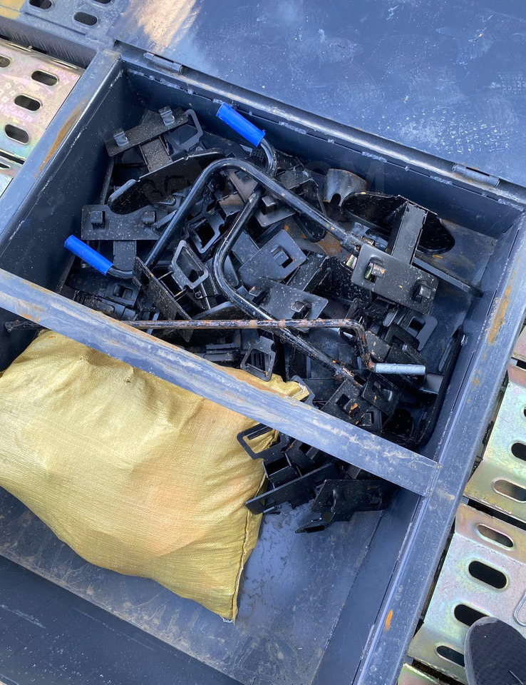 Новый Полуприцеп-автовоз Luxuda LZC9405BG: фото 6 Новый Полуприцеп-автовоз Luxuda LZC9405BG: фото 6