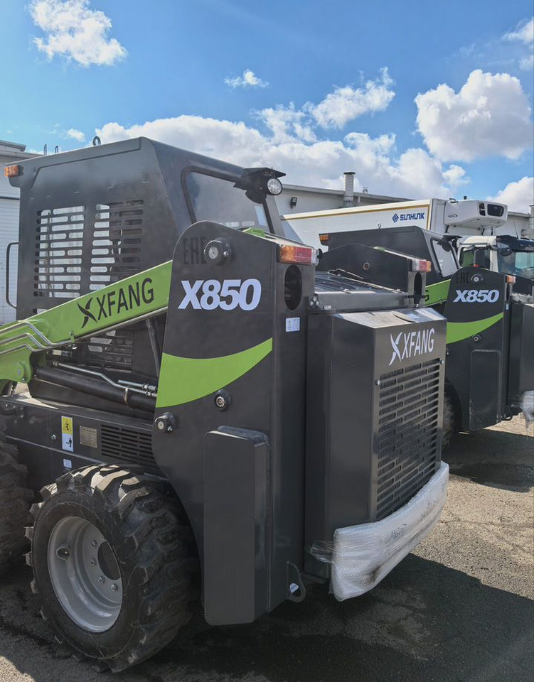 Мини-погрузчик XFANG X850, 2025 - Мини-погрузчик с бортовым поворотом: фото 5 Мини-погрузчик XFANG X850, 2025 - Мини-погрузчик с бортовым поворотом: фото 5