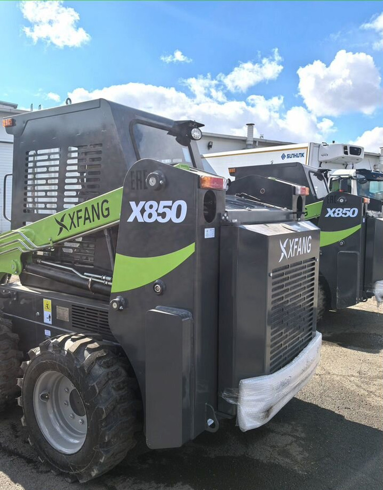 Новый Мини-погрузчик с бортовым поворотом Мини-погрузчик XFANG X850, 2025: фото 18 Новый Мини-погрузчик с бортовым поворотом Мини-погрузчик XFANG X850, 2025: фото 18
