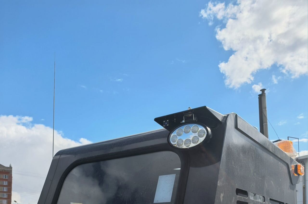 Новый Мини-погрузчик с бортовым поворотом Мини-погрузчик XFANG X850, 2025: фото 10 Новый Мини-погрузчик с бортовым поворотом Мини-погрузчик XFANG X850, 2025: фото 10