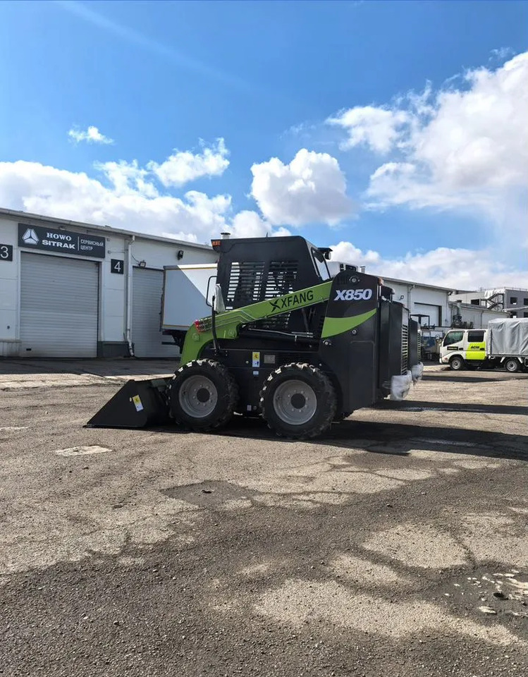 Новый Мини-погрузчик с бортовым поворотом Мини-погрузчик XFANG X850, 2025: фото 18 Новый Мини-погрузчик с бортовым поворотом Мини-погрузчик XFANG X850, 2025: фото 18