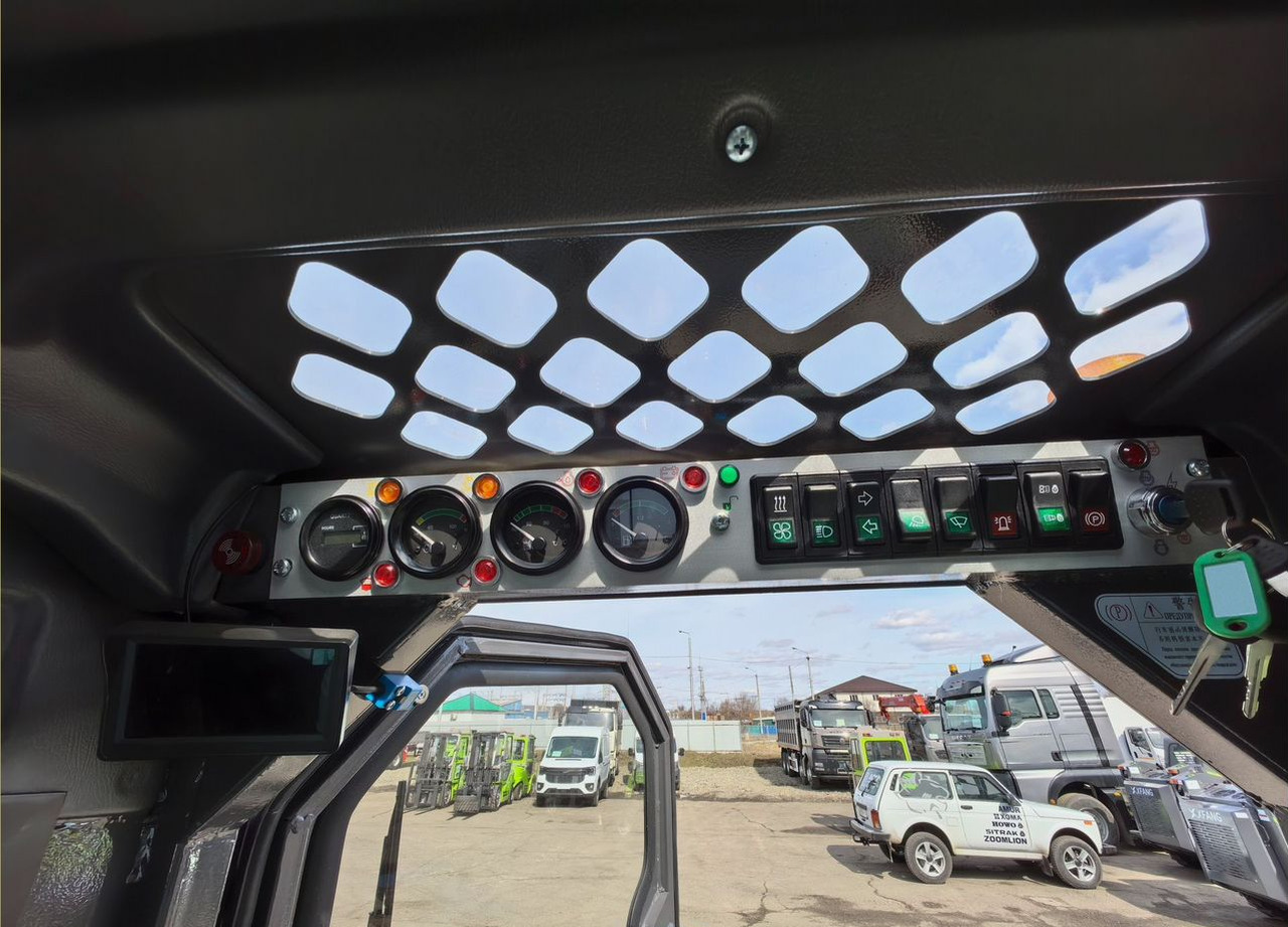 Новый Мини-погрузчик с бортовым поворотом Мини-погрузчик XFANG XF850, 2025: фото 13 Новый Мини-погрузчик с бортовым поворотом Мини-погрузчик XFANG XF850, 2025: фото 13