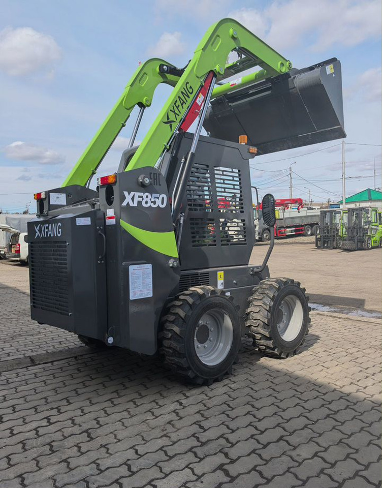 Новый Мини-погрузчик с бортовым поворотом Мини-погрузчик XFANG XF850, 2025: фото 6 Новый Мини-погрузчик с бортовым поворотом Мини-погрузчик XFANG XF850, 2025: фото 6