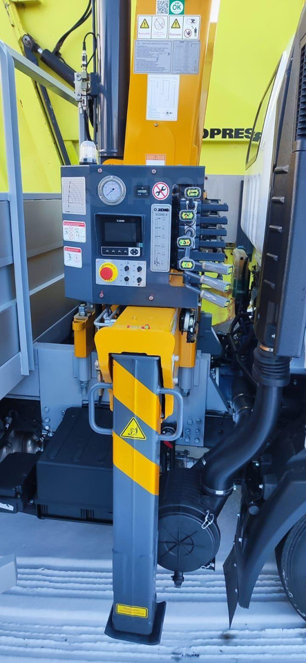 Новый Грузовик бортовой/ Платформа, Автоманипулятор SDAC J7.5: фото 9