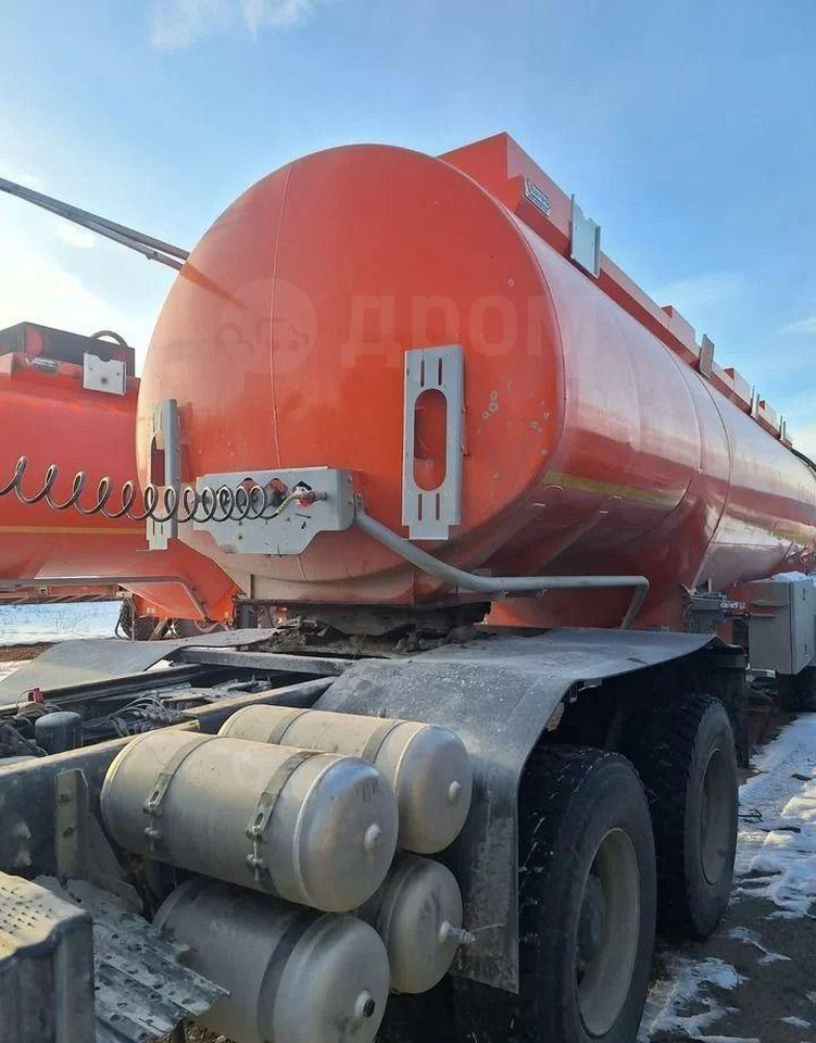 Сеспель SF3330 - Полуприцеп-цистерна: фото 3 Сеспель SF3330 - Полуприцеп-цистерна: фото 3