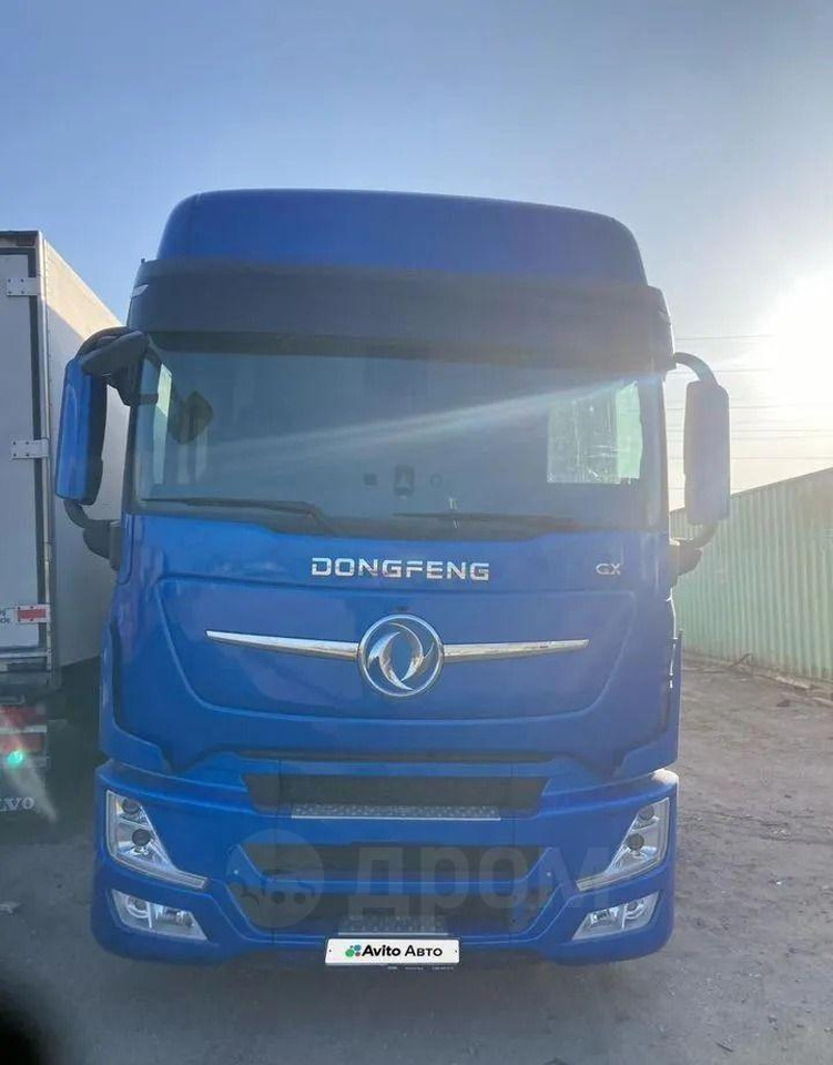 Dongfeng DFH4180 - Тягач: фото 2 Dongfeng DFH4180 - Тягач: фото 2