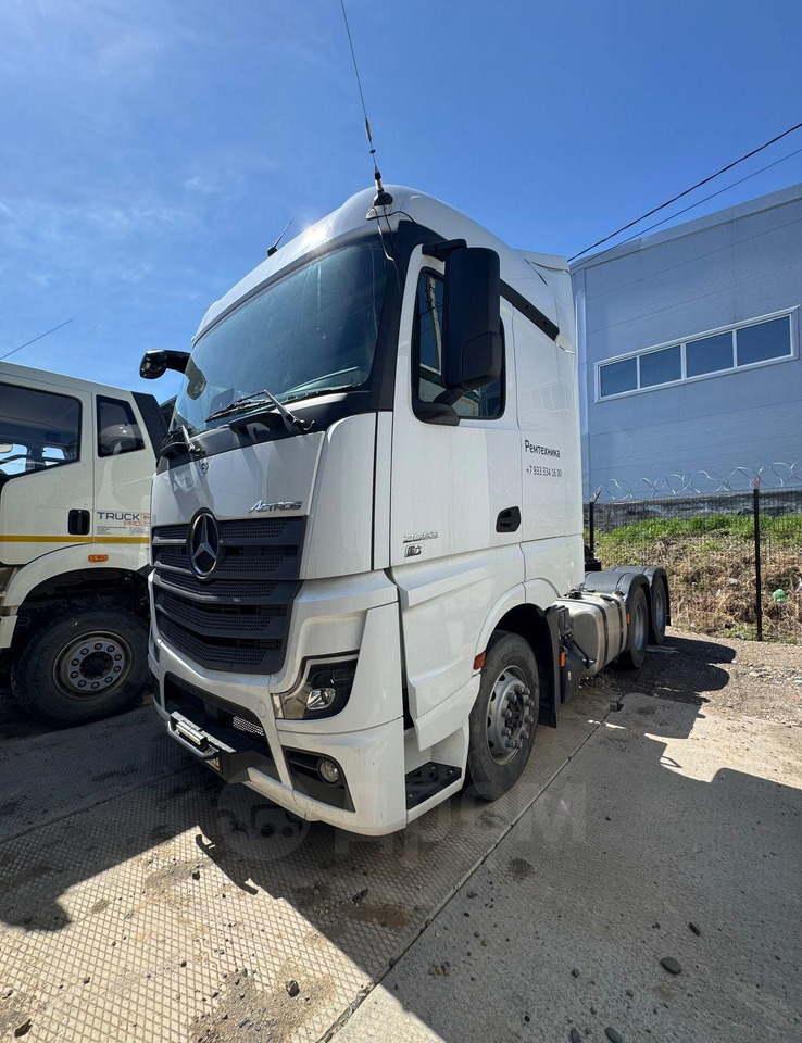 Mercedes-Benz Actros - Тягач: фото 3 Mercedes-Benz Actros - Тягач: фото 3