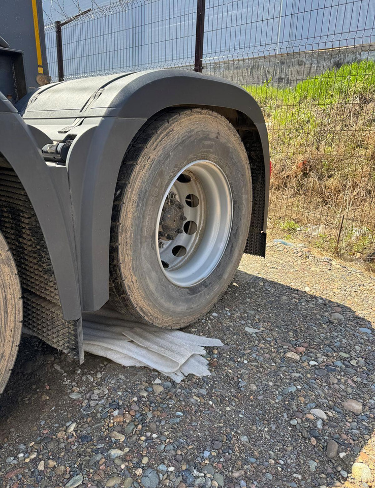 Тягач Mercedes-Benz Actros: фото 8