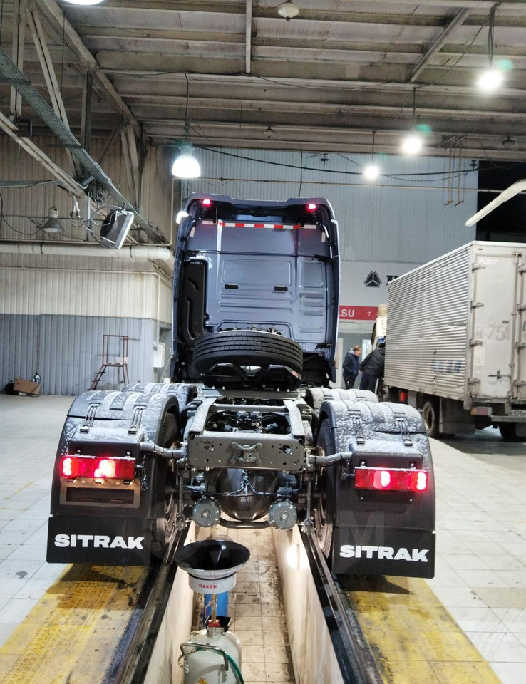 Sitrak C7H - Тягач: фото 4 Sitrak C7H - Тягач: фото 4