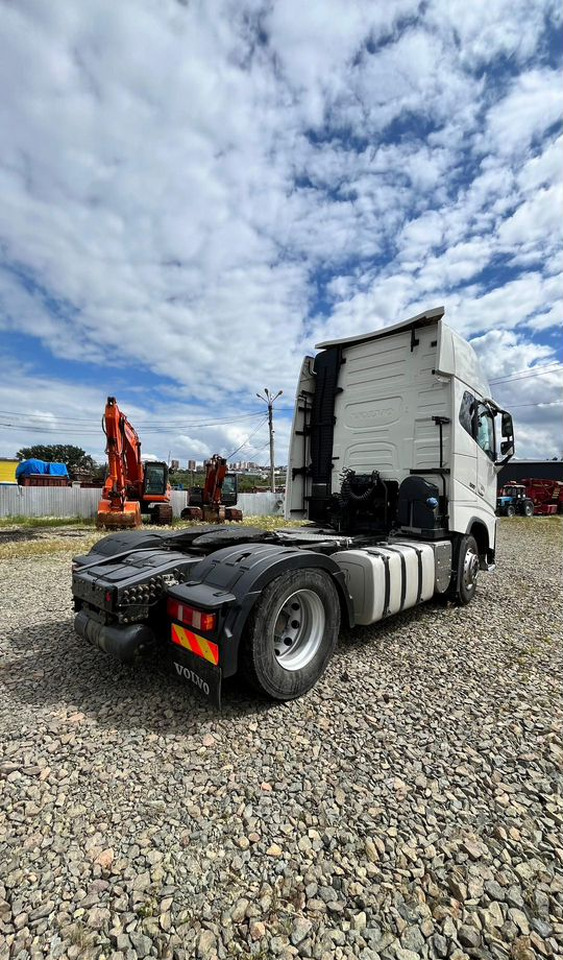 Volvo FH, 2017 - Тягач: фото 3 Volvo FH, 2017 - Тягач: фото 3