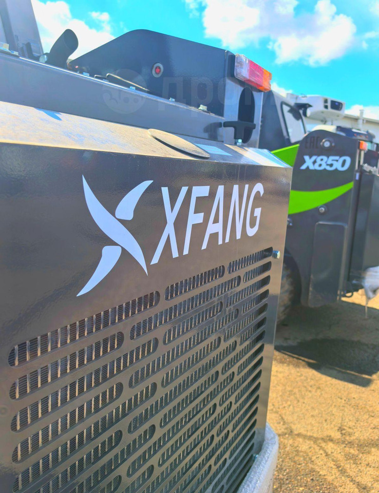 Новый Мини-погрузчик с бортовым поворотом XFANG X850: фото 8