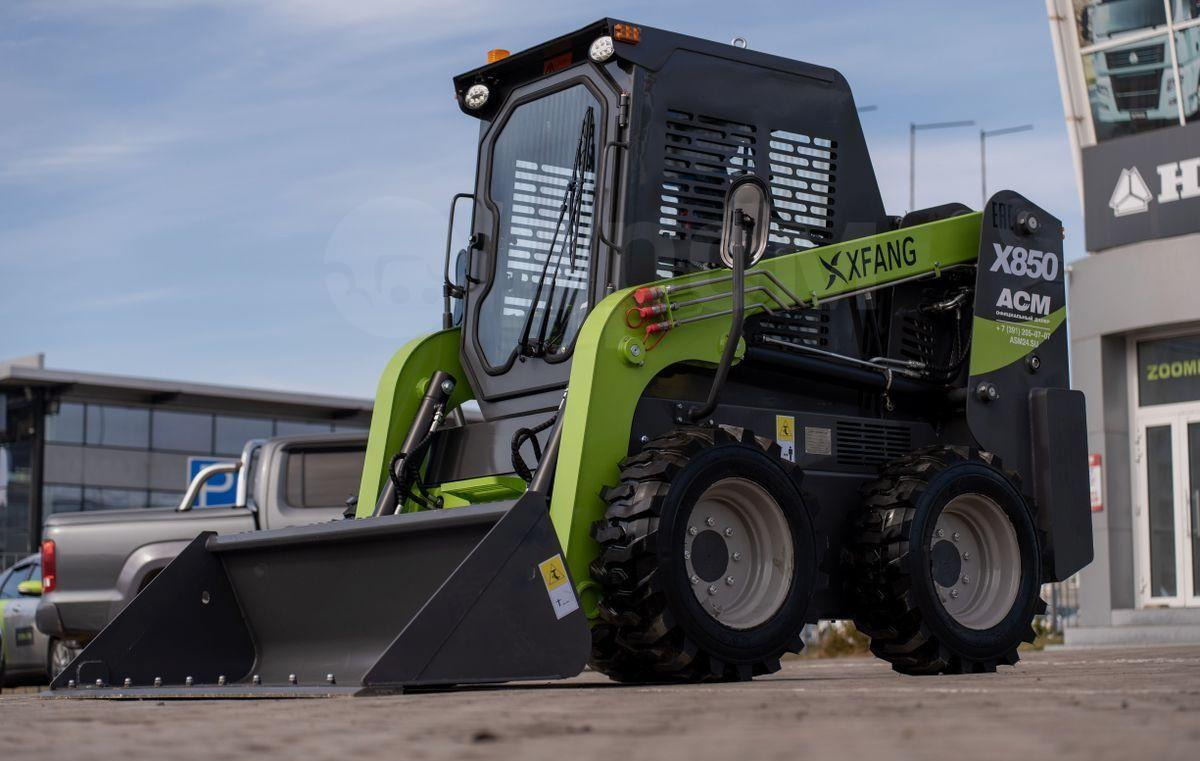 XFANG X850 - Мини-погрузчик с бортовым поворотом: фото 1 XFANG X850 - Мини-погрузчик с бортовым поворотом: фото 1