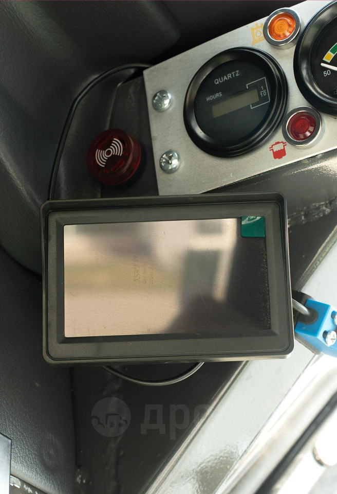 Новый Мини-погрузчик с бортовым поворотом XFANG XF850: фото 12