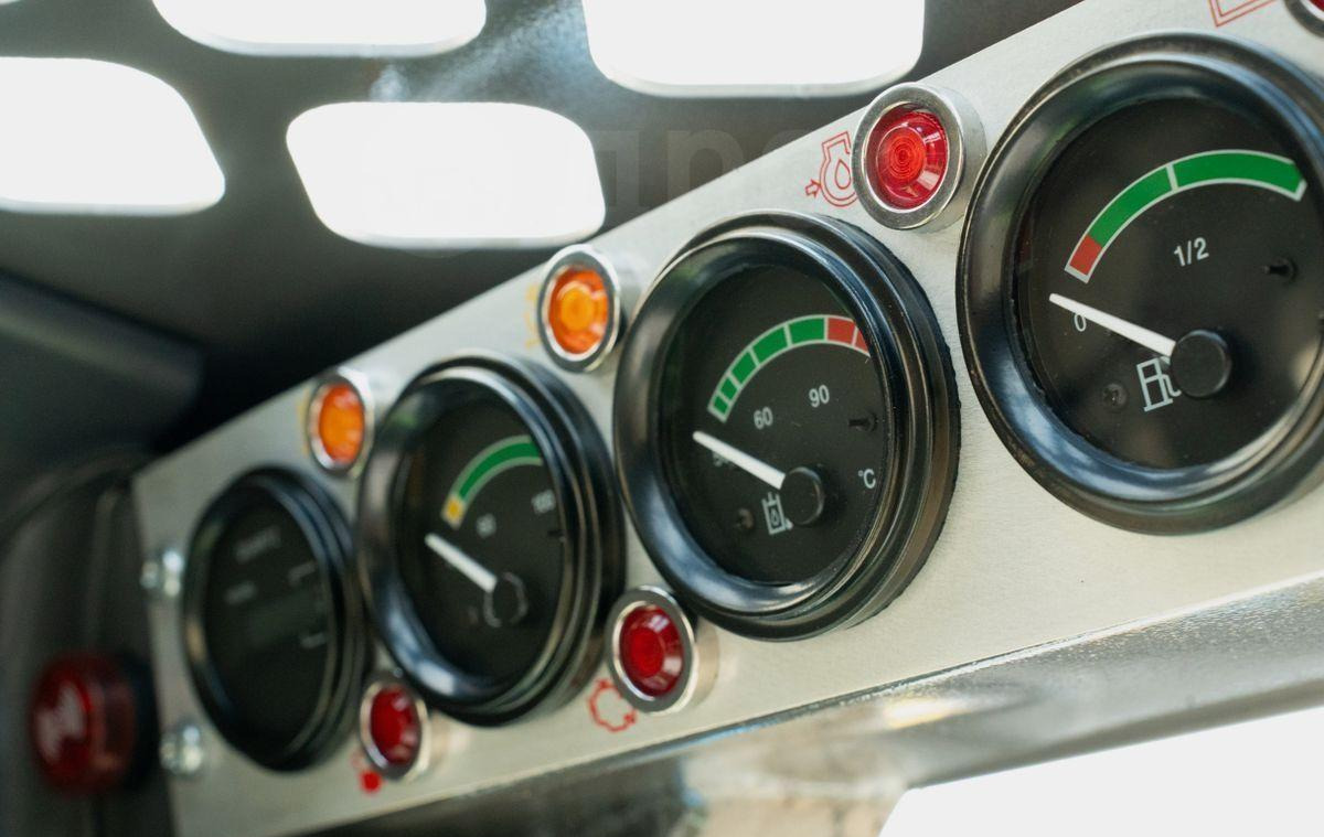 Новый Мини-погрузчик с бортовым поворотом XFANG XF850: фото 19