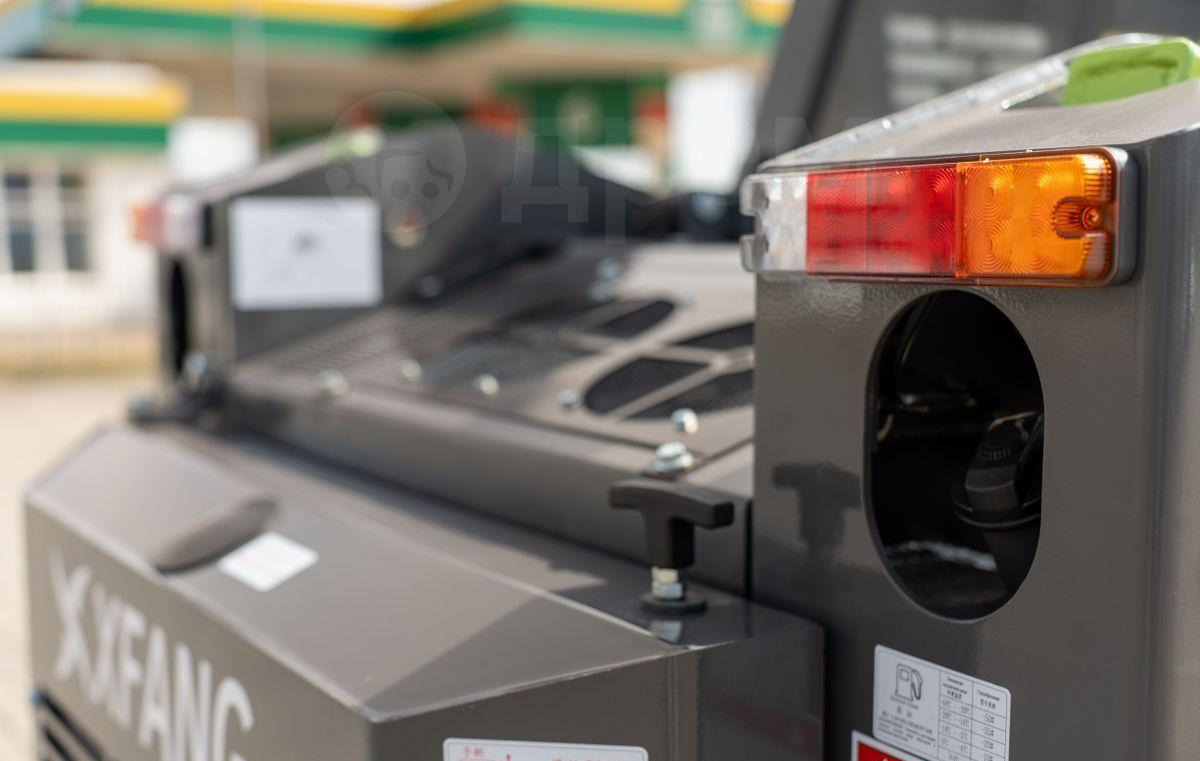 Новый Мини-погрузчик с бортовым поворотом XFANG XF850: фото 9